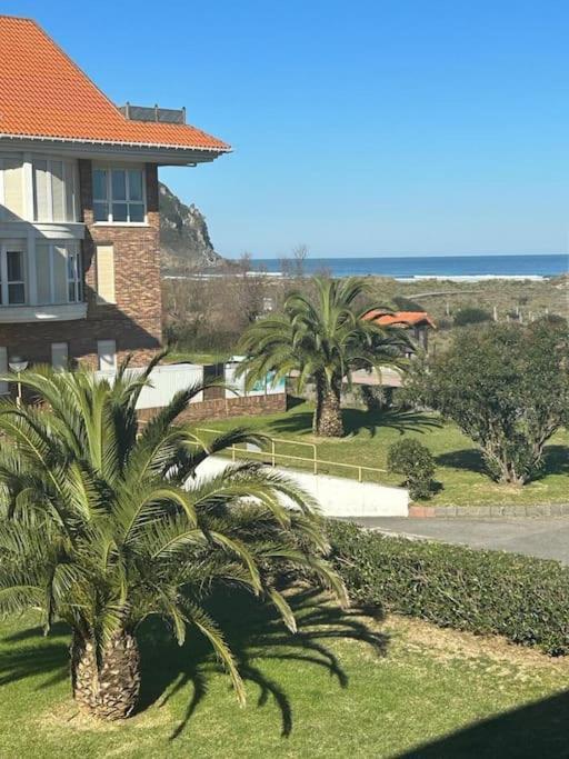 Playa De Berria -Apartamento Con Piscina Y Vistas Al Mar Santoña Exterior foto
